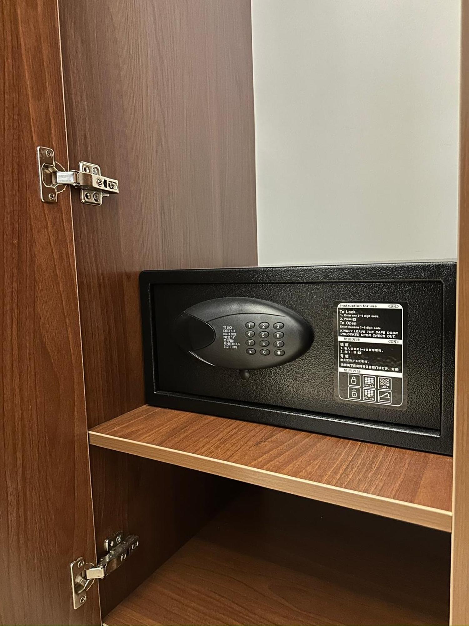 Nest Inn Ташкент Екстериор снимка
